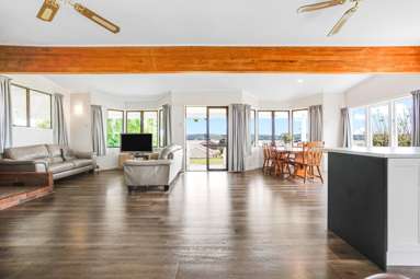 2/42 Kiwi Esplanade_4