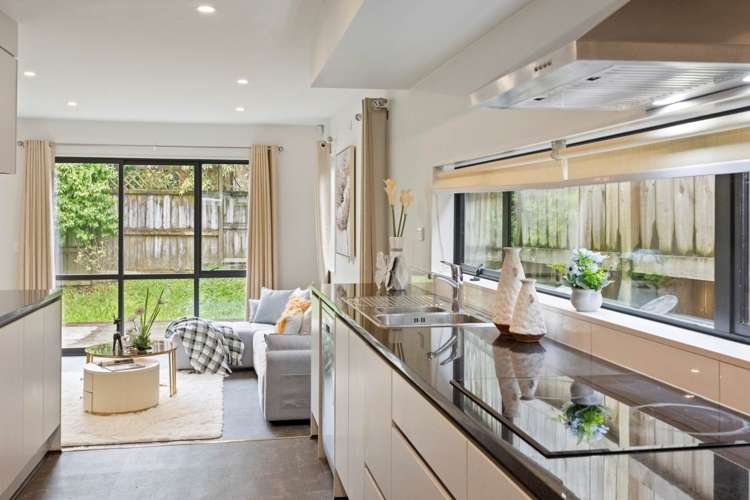 11 Sophie Lane Henderson_3