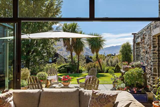 8 Bretby Court Jacks Point_4