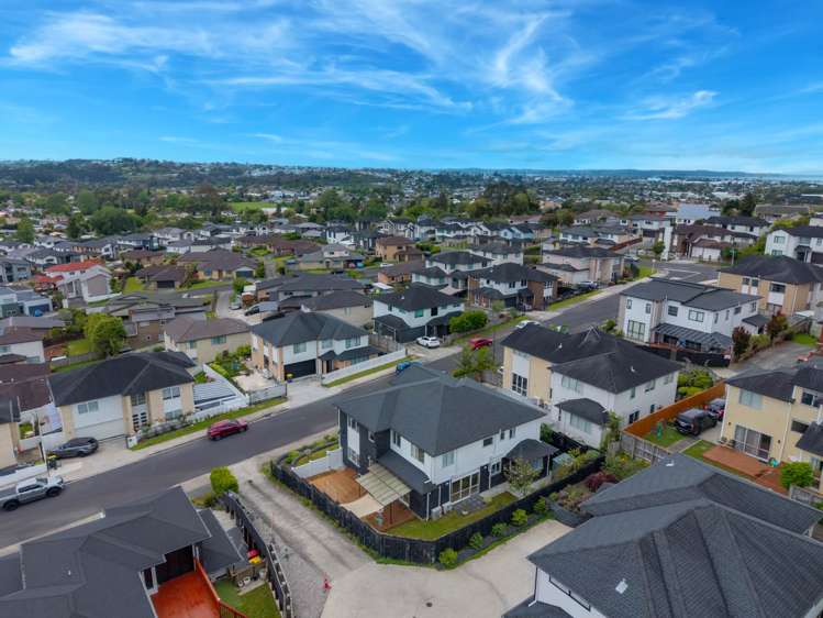 21 Shibata Rise Ranui_23