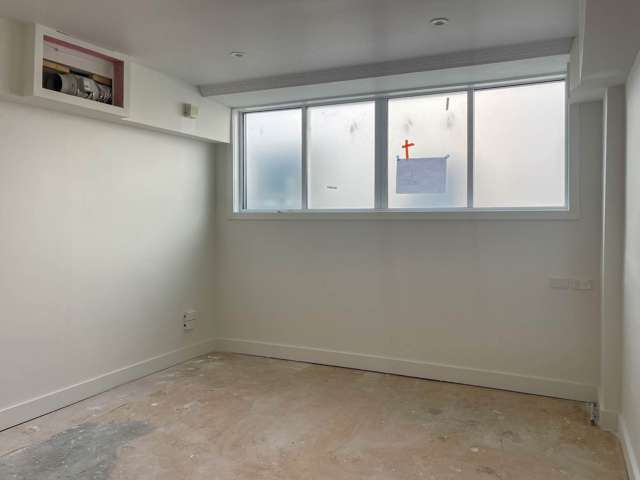 Shop 4/98-102 Albert Street City Centre_3