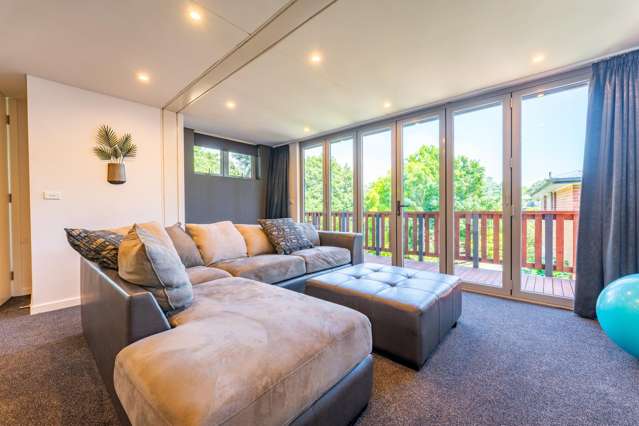 34 Hill View Crescent Highfield_3