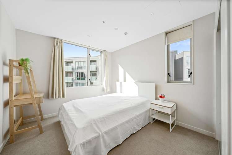 507/25 Don Mckinnon Drive Albany_14