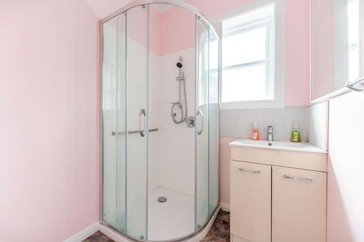 13 Angland Avenue Kensington_13