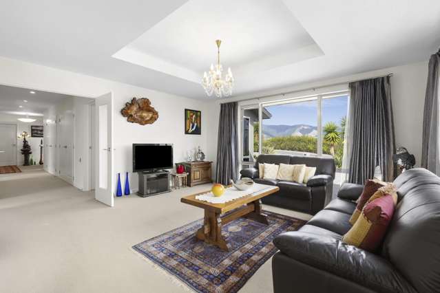 6 Commodore Place Britannia Heights_1