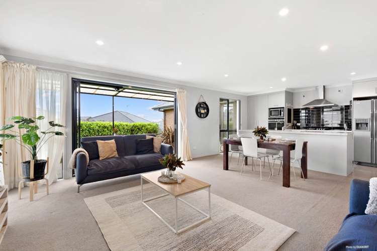 49 Sunningdale Street Wattle Downs_2