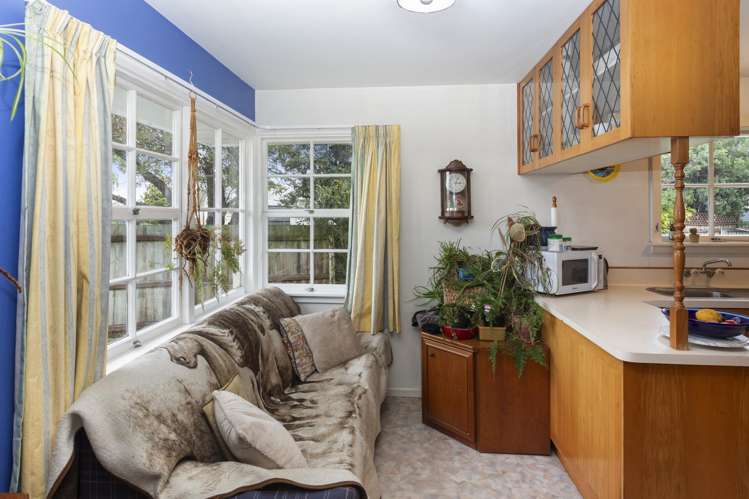 20 Staffordshire Street Burwood_5