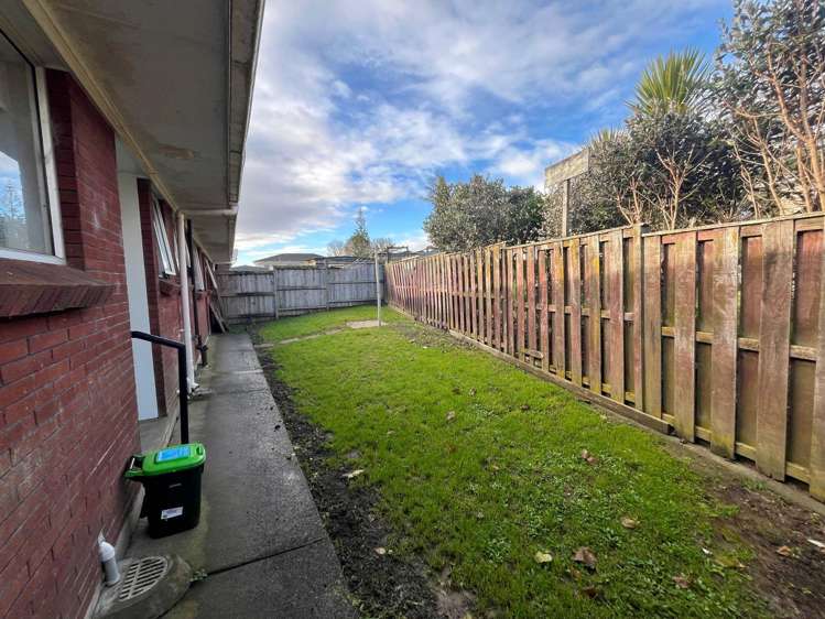 1/7 Seakens Way Glen Eden_3