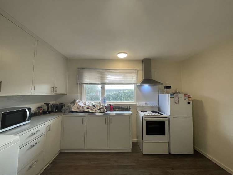 2/597 Cashel Street Linwood_1