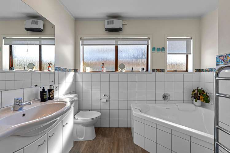 137 Stapleford Crescent Browns Bay_25
