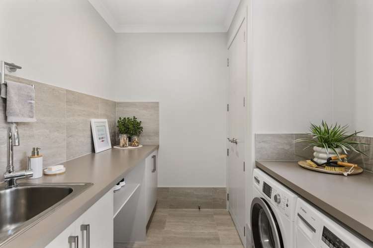 30 Broadwater Close Pyes Pa_28