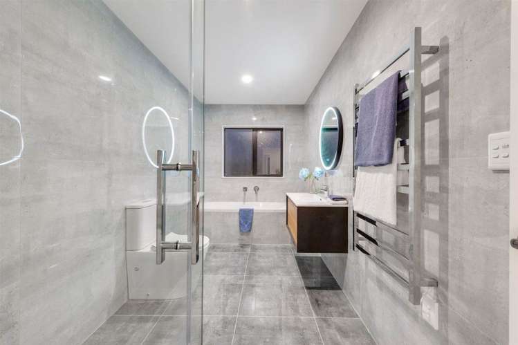 7 Teitei Rise Flat Bush_24