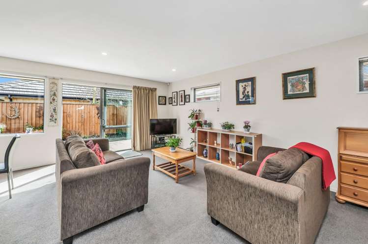 16 Venerable Terrace Yaldhurst_7