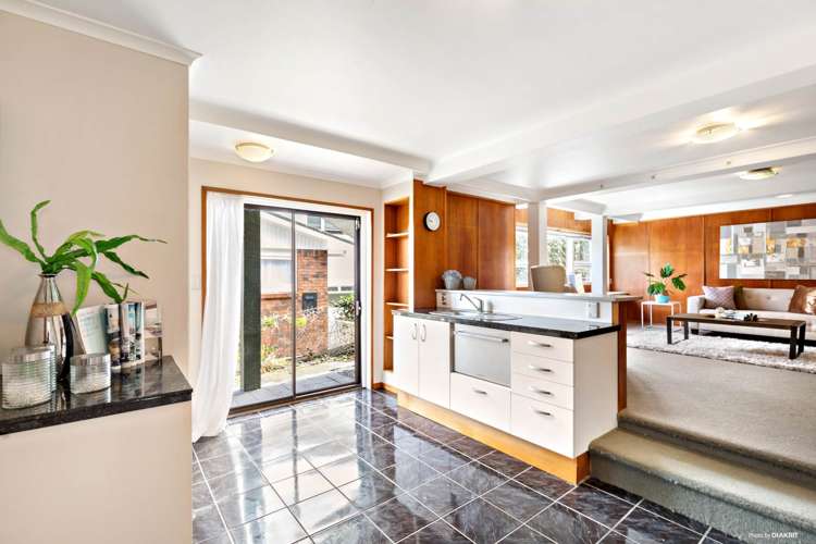 24 Raymond Terrace Northcote_5