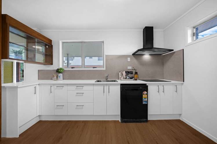 2/90 East Tamaki Road_5