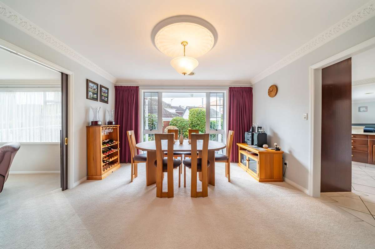 19 Comeskey Grove_2