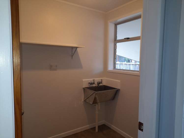 2/86 Tamatea Road 11209_17