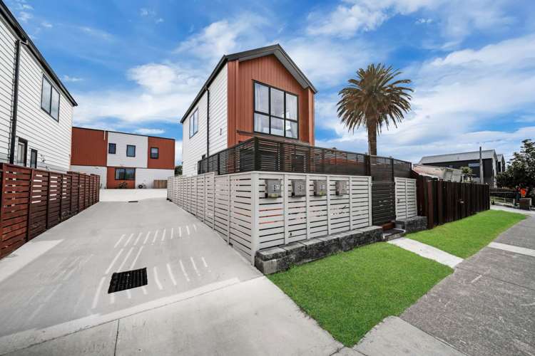 1/11 McLean Avenue Papatoetoe_1