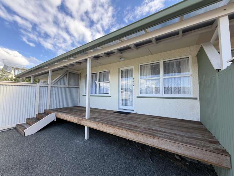 2/25 Fergusson Street 10816_0