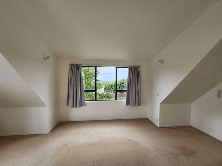 1 Lindis Close Kelson_20