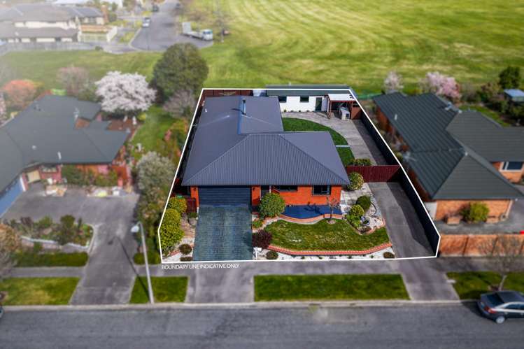 92 Roydon Drive_1