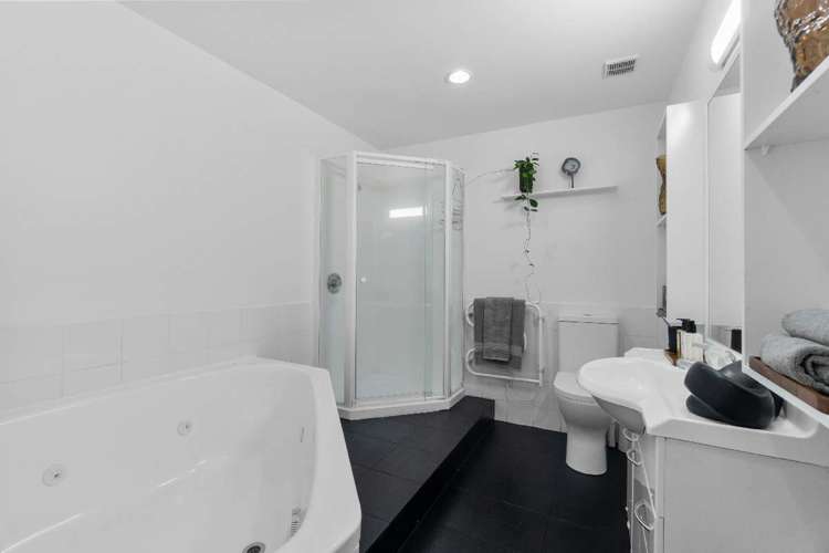 6 Leys Crescent Remuera_15