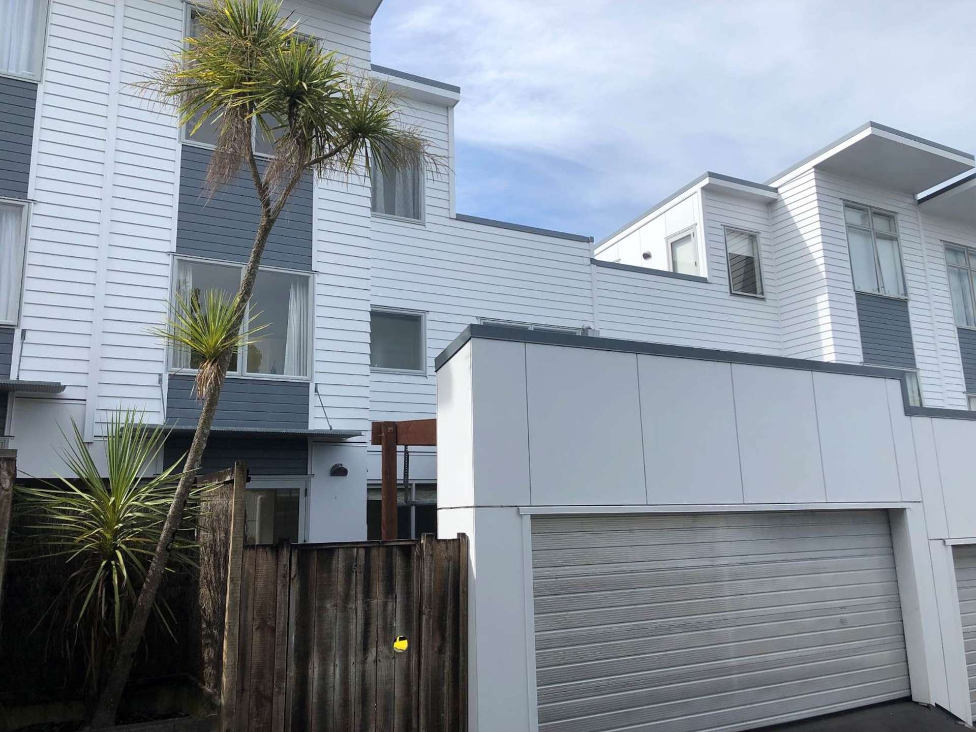 61/3 Wagener Place Mount Albert_0