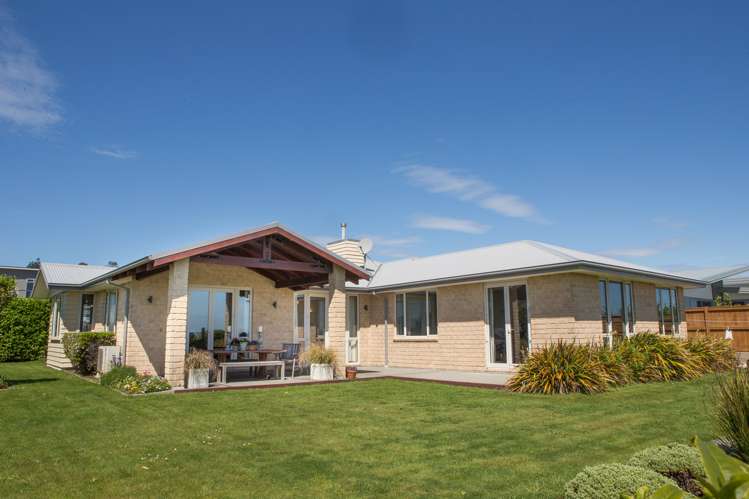 12 Karoro Place Karoro_19