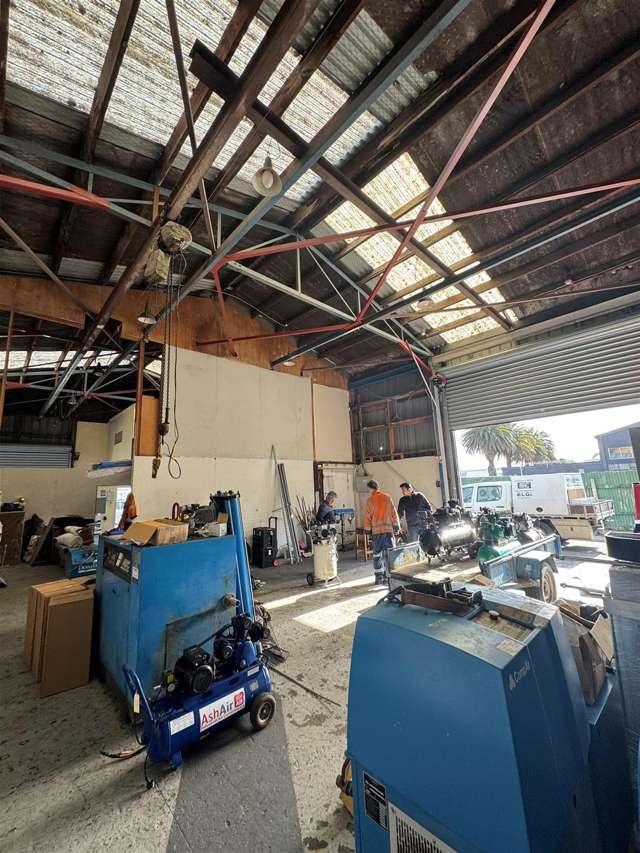 182 Gracefield Road Gracefield_3