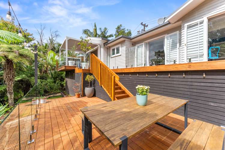 398 Huia Road Titirangi_19