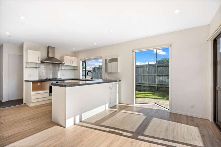 69 Mackesy Road Parahaki_2