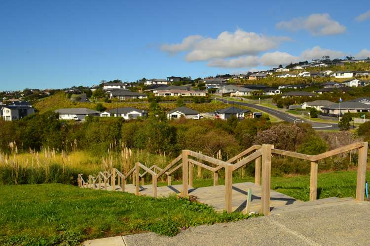 4 Pamu Wera Drive Stanmore Bay_5