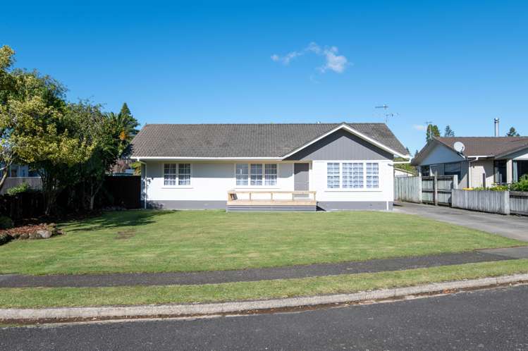 4 Urquhart Place Fairy Springs_14