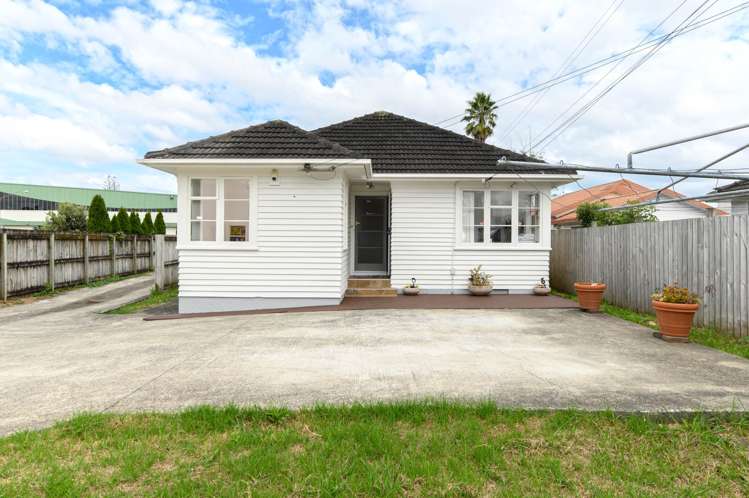 70 Melrose Road_2