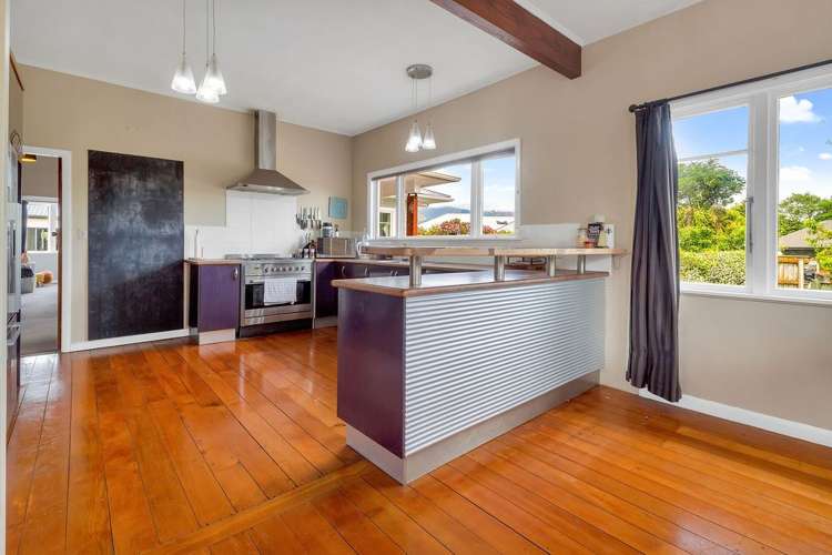 11 Standish Place Stoke_2