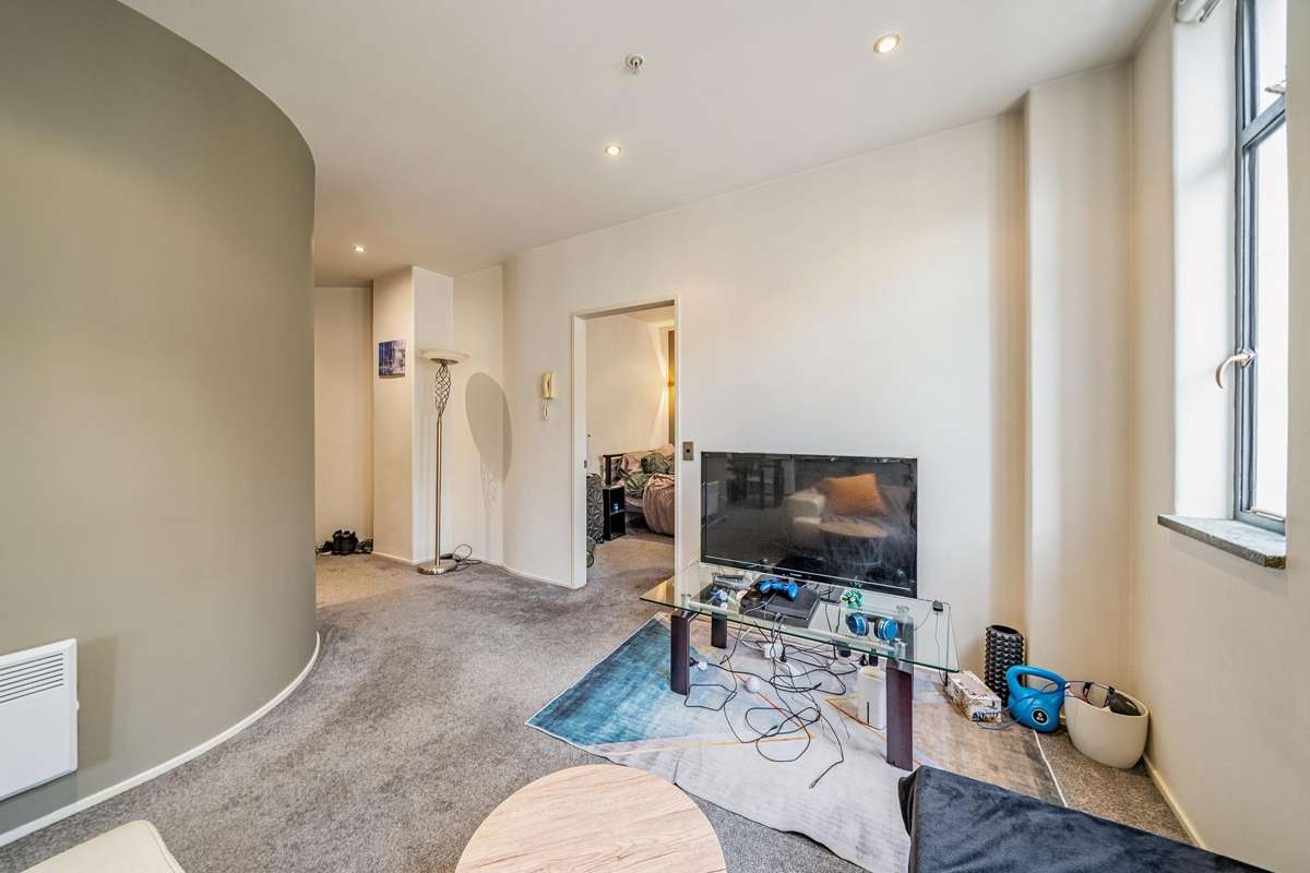 402/332 Lambton Quay_2