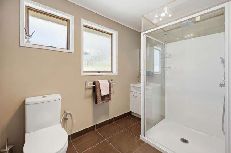 2 Marvon Downs Avenue Pakuranga Heights_11