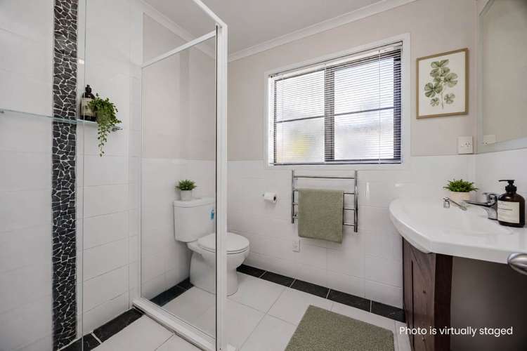 129 Cyril French Drive Flat Bush_14
