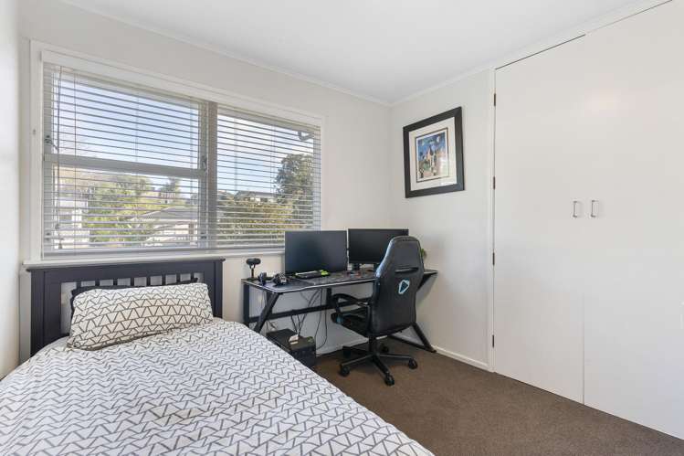 11 Stott Avenue Birkdale_6