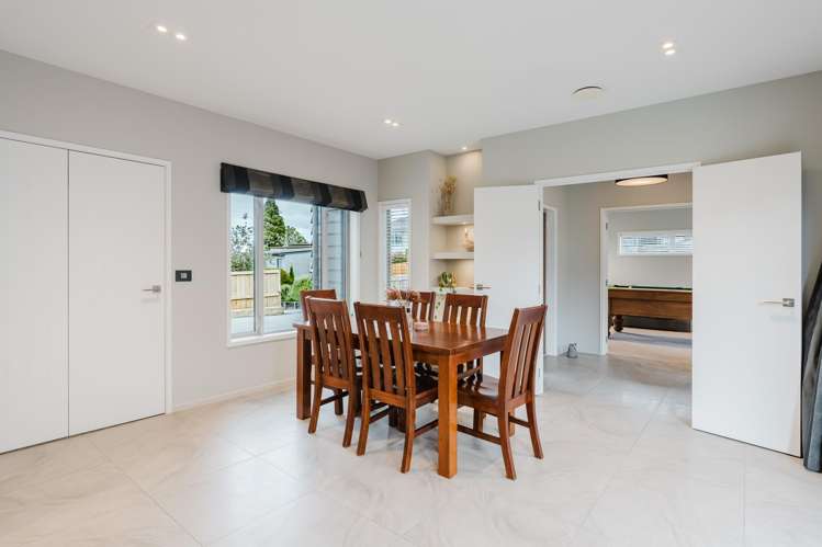 26 Evergreen Rise Grandview Heights_10