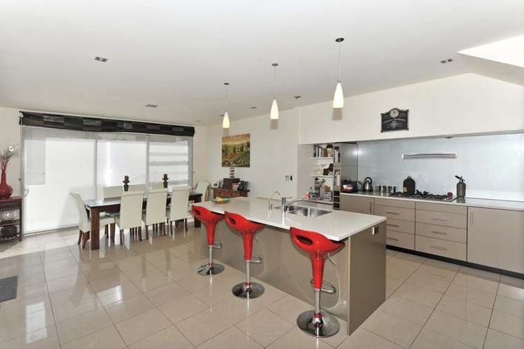 16 Zeehaen Place Britannia Heights_6