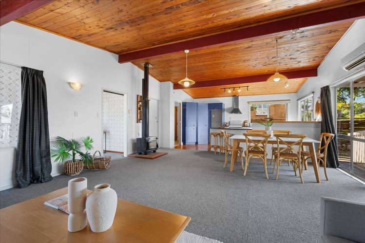 14 Parkland Crescent Te Kamo_20