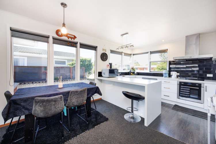 26 Fairview Avenue Feilding_19