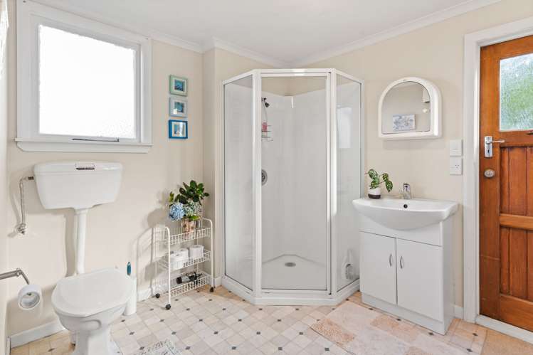 72 Stornoway Street Karitane_10