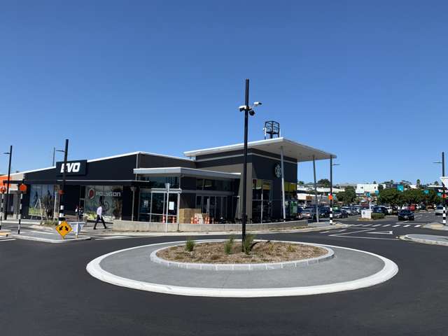 Retail 3/1-5 Fernhill Drive Westgate_2