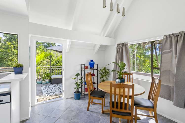 2/107 Stott Avenue Birkdale_5