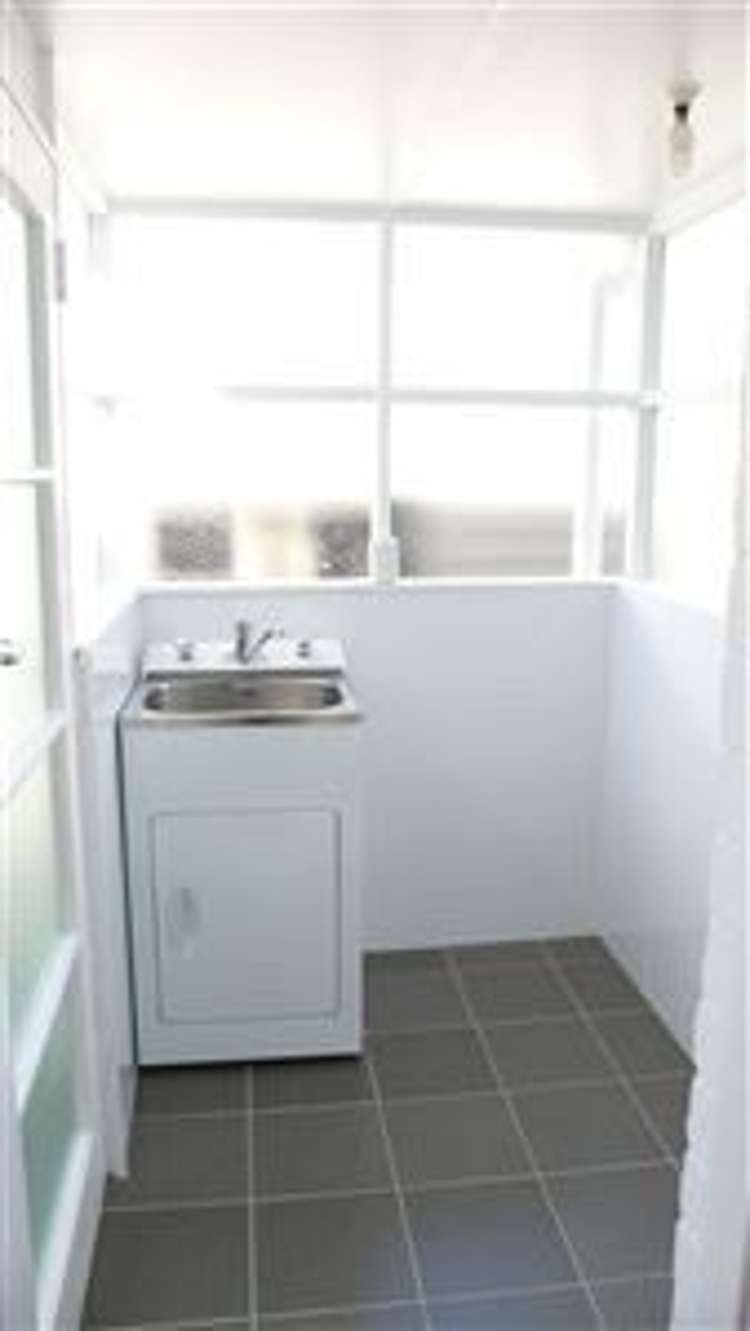 1/1 Waratah Street Birkenhead_5