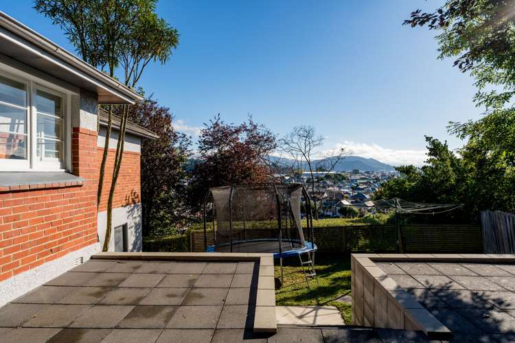 45 Easther Crescent Kew_20