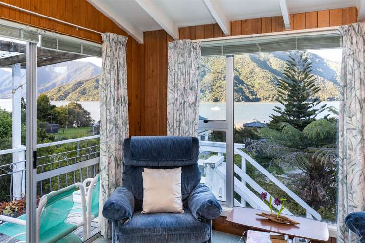 1/659 Queen Charlotte Drive Havelock_17