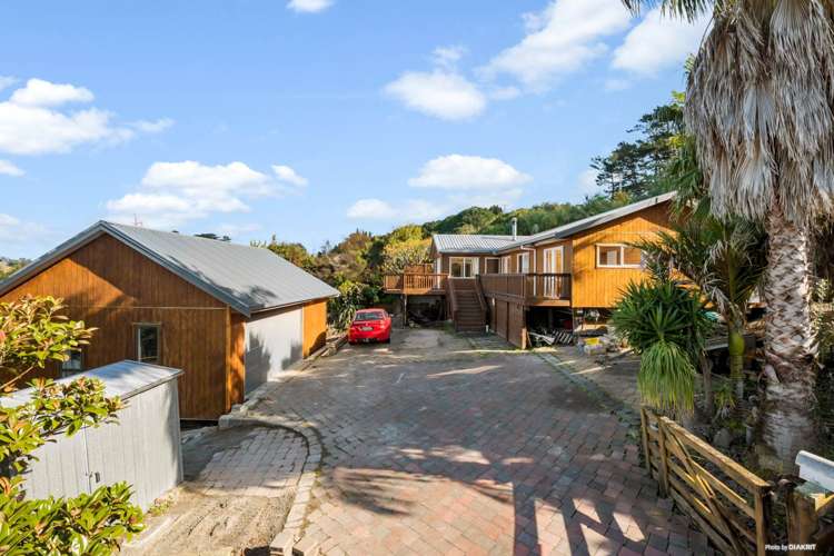 65 Whangaparaoa Road Red Beach_21